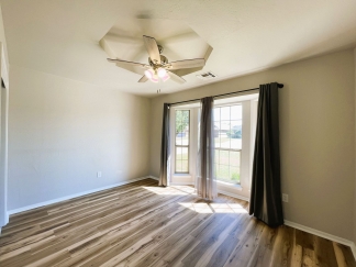 Available and Showing Now! 18-Month Lease Offer!!  Spacious Two-Bedroom House in Edmond!