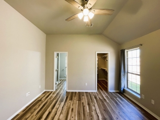 Available and Showing Now! 18-Month Lease Offer!!  Spacious Two-Bedroom House in Edmond!