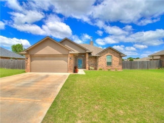 Welcome to this amazing home situated on a large lot in the beautiful town of Piedmont, OK.