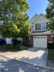 Charming 2 Bed, 2.5 Bath Townhouse in Nashville - Perfect Rental Opportunity!