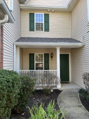 Charming 2 Bed, 2.5 Bath Townhouse in Nashville - Perfect Rental Opportunity!