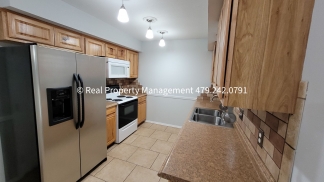 RENT READY! - Very Cute 3 Bedroom 2 Bathroom Home