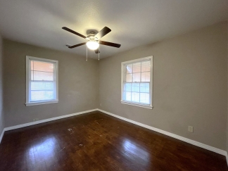 Midwest City Gem: Cozy 2BR Bliss Awaits You!
