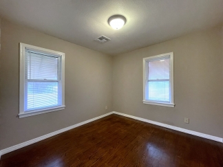 Midwest City Gem: Cozy 2BR Bliss Awaits You!