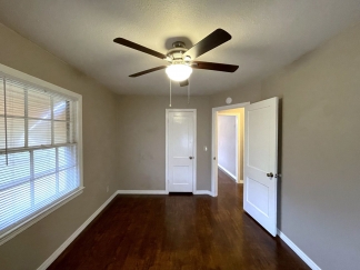 Midwest City Gem: Cozy 2BR Bliss Awaits You!