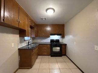 *** JULY SPECIAL $200 1ST MONTH’S RENT, IF LEASE SIGNED IN JULY*** Midwest City Gem: Cozy 2BR Bliss Awaits You!