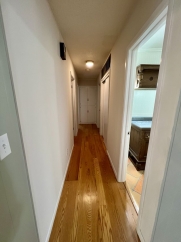 3 Bedroom Home in Greenwood!