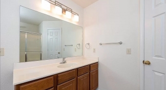 Beautiful 3 Bedroom, 2 Bathroom Home in Centerton, AR!!!