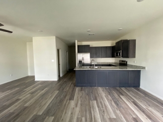 Four Bedroom Home - 10 Minute Drive to Campus!