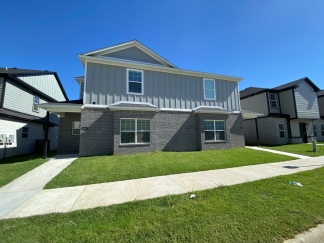 Three Bedroom Home!! 10 Minute Drive to Campus!