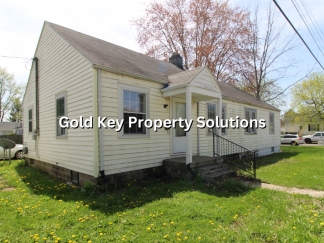 1 BR 1 BA Duplex with Basement and Garage NO PETS. (NO SECTION 8)