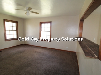 1 BR 1 BA Duplex with Basement and Garage NO PETS. (NO SECTION 8)