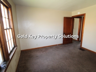 1 BR 1 BA Duplex with Basement and Garage NO PETS. (NO SECTION 8)