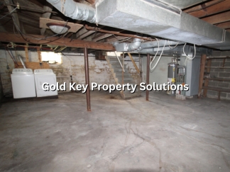 1 BR 1 BA Duplex with Basement and Garage NO PETS. (NO SECTION 8)