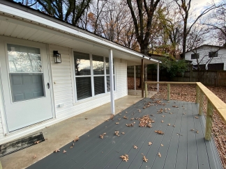 3 Bedroom House! On Bus Route- Walking Distance UofA Campus l!