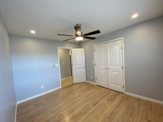 3 Bedroom House! On Bus Route- Walking Distance UofA Campus l!