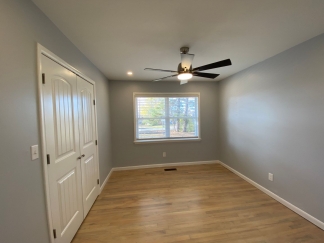 3 Bedroom House! On Bus Route- Walking Distance UofA Campus l!