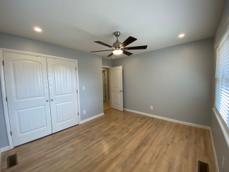 3 Bedroom House! On Bus Route- Walking Distance UofA Campus l!