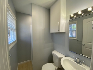 3 Bedroom House! On Bus Route- Walking Distance UofA Campus l!