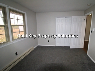 Spacious 4 BR 1 BA House with Central Air and Family/Bonus Room (SECTION 8 APPROVED)