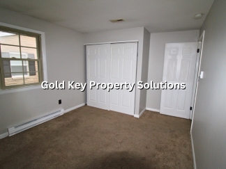 Spacious 4 BR 1 BA House with Central Air and Family/Bonus Room (SECTION 8 APPROVED)