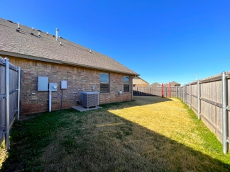 Discover Elevated Living: Modern Duplex in OKC!