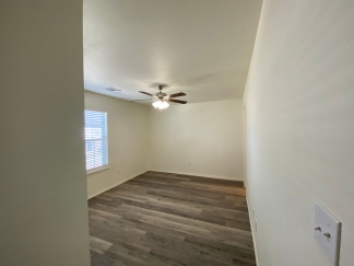 PRE LEASING FOR AUGUST 2026! Four Bedroom Home!! 10 Minute Drive to Campus!