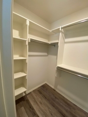 PRE LEASING FOR AUGUST 2026! Four Bedroom Home!! 10 Minute Drive to Campus!