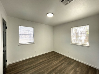 Recently Remodeled Home!!