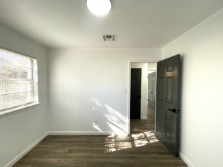 Recently Remodeled Home!!