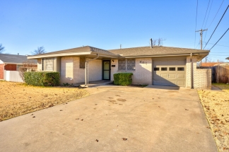 Charming 3 Bed 2 Bath  - Moore, OK