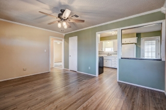 Charming 3 Bed 2 Bath  - Moore, OK