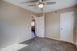 Charming 3 Bed 2 Bath  - Moore, OK