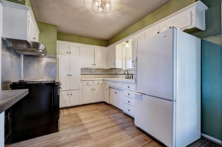 Charming 3 Bed 2 Bath  - Moore, OK