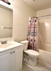 3 BEDROOM 2 FULL BATH HOME LOCATED IN PEA RIDGE!!!!