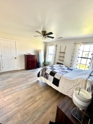 3 BEDROOM 2 FULL BATH HOME LOCATED IN PEA RIDGE!!!!