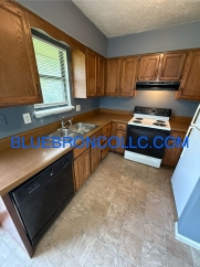 Updated 3-Bed, 2-Bath Multi-Level Home in Lee’s Summit