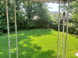 3 bedroom 1 bath