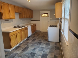 3 bedroom 1 bath