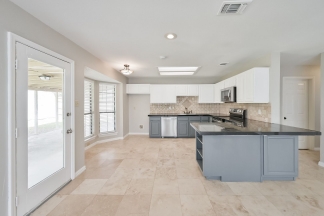 Mansfield 4 Bedroom in Walnut Creek Valley