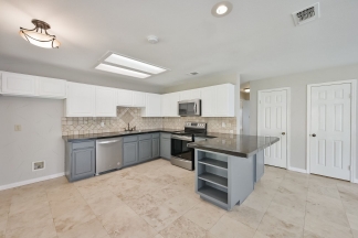 Mansfield 4 Bedroom in Walnut Creek Valley