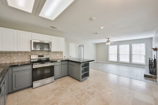 Mansfield 4 Bedroom in Walnut Creek Valley