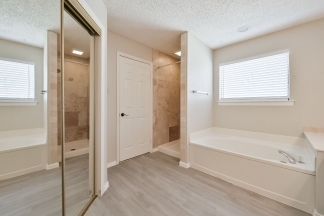 Mansfield 4 Bedroom in Walnut Creek Valley