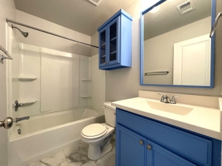 Welcome to this beautiful brick home located in the desirable neighborhood of Edmond, OK.