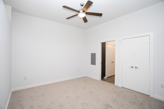 1900 Barton Springs Road Unit 1040 *no signs*- Green Team