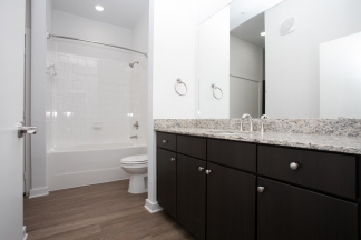1900 Barton Springs Road Unit 1040 *no signs*- Green Team
