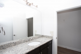1900 Barton Springs Road Unit 1040 *no signs*- Green Team