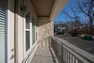 1900 Barton Springs Road Unit 1040 *no signs*- Green Team