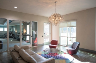 1900 Barton Springs Road Unit 1040 *no signs*- Green Team