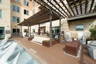 1900 Barton Springs Road Unit 1040 *no signs*- Green Team